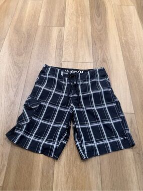Hurley Men’s Black Plaid Swim Trunks 34